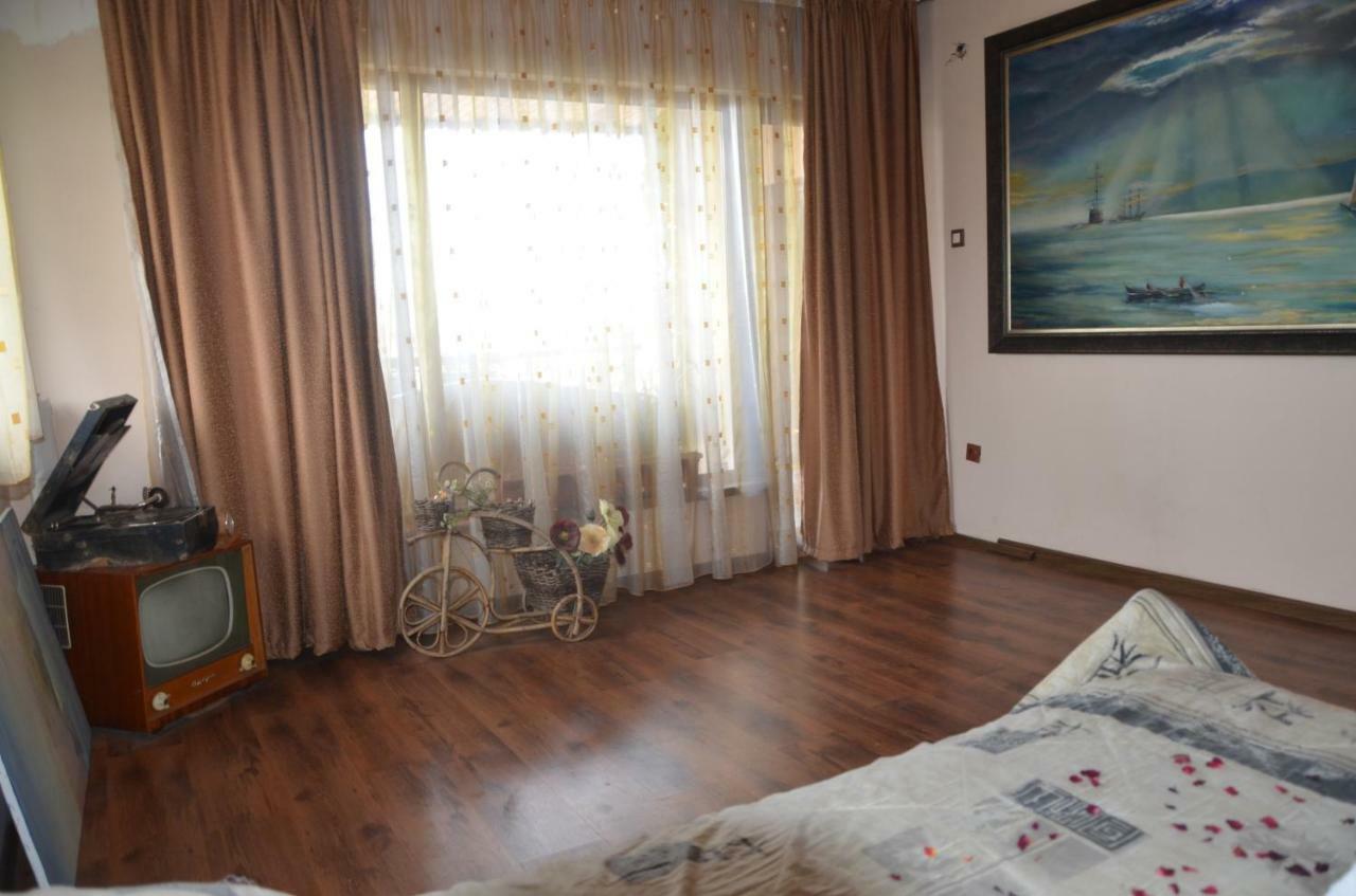 Guest House Amazonia Varna Ngoại thất bức ảnh